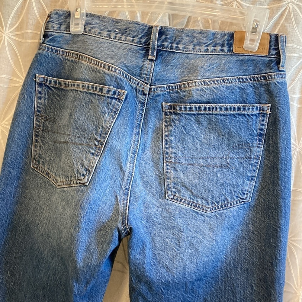 American Eagle 90’s Boyfriend Jeans - Picture 6 of 11